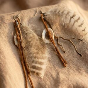 Pendientes artesanales plumas tribal 4